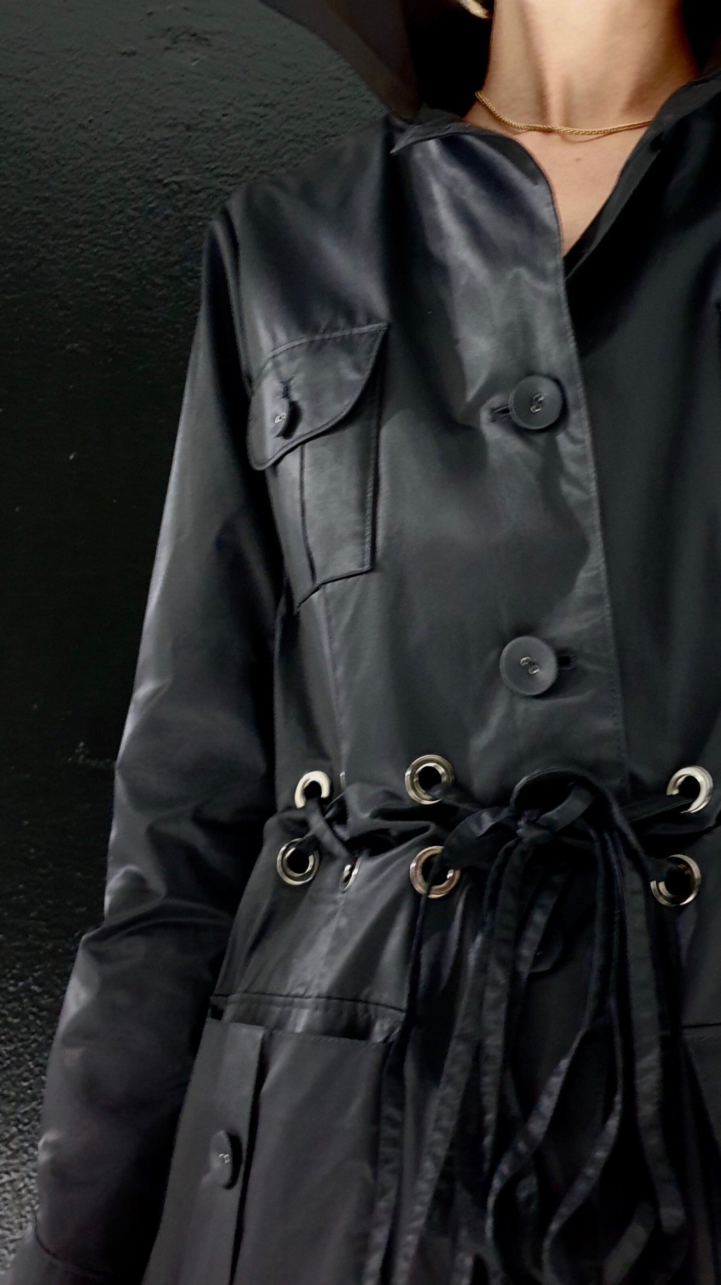 SAFARI BLACK